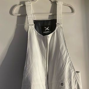 Arctix bib in Arctic White